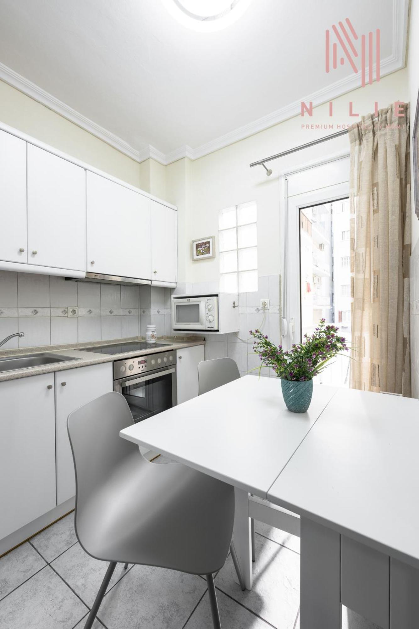 Ferienwohnung Little Paris, Nilie Hospitality Mgmt Thessaloniki Exterior foto